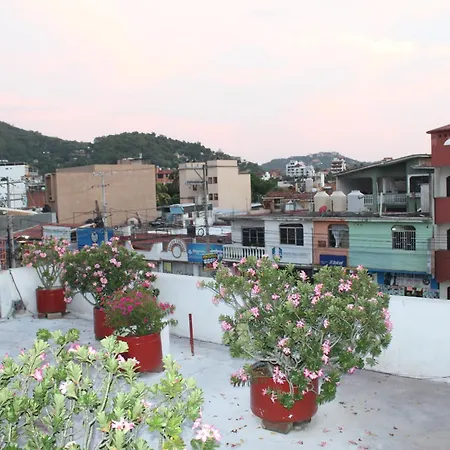Hotel Victoria Zihuatanejo
