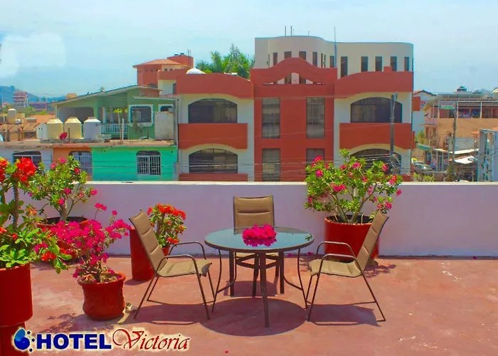 Victoria Hotel 3*